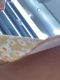 【真实偷拍】超市偷拍肉色丝袜美女
